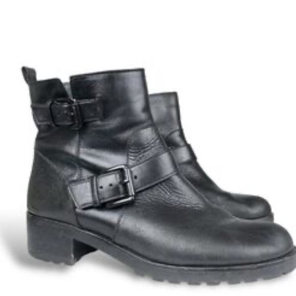 NWOT Michael Kors jet set 6 black ankle boots - Picture 1 of 4